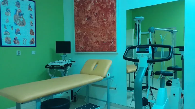 Dobra aritmološka ambulanta na Primorskem v urjeni ordinaciji sprejema samplačniške paciente.