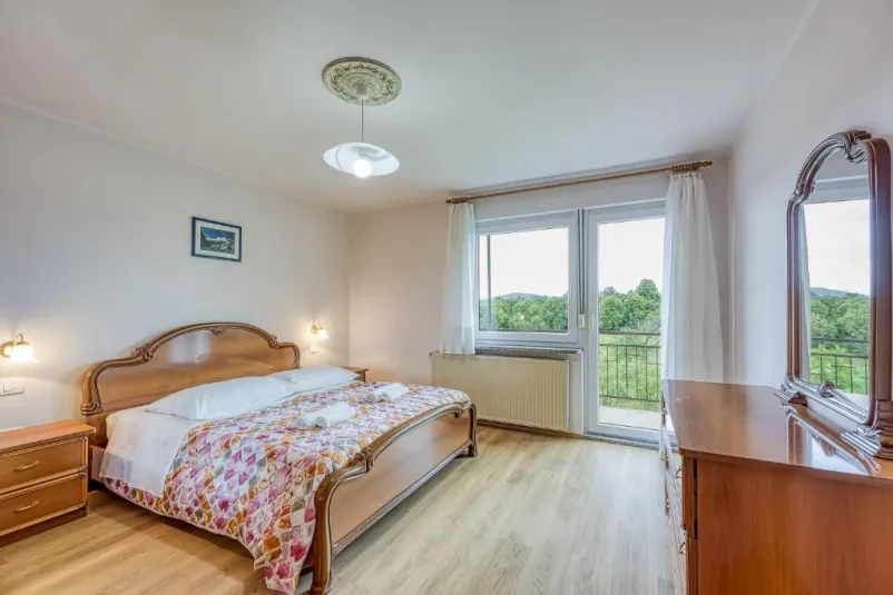 Najem družinskega apartmaja v Sežani