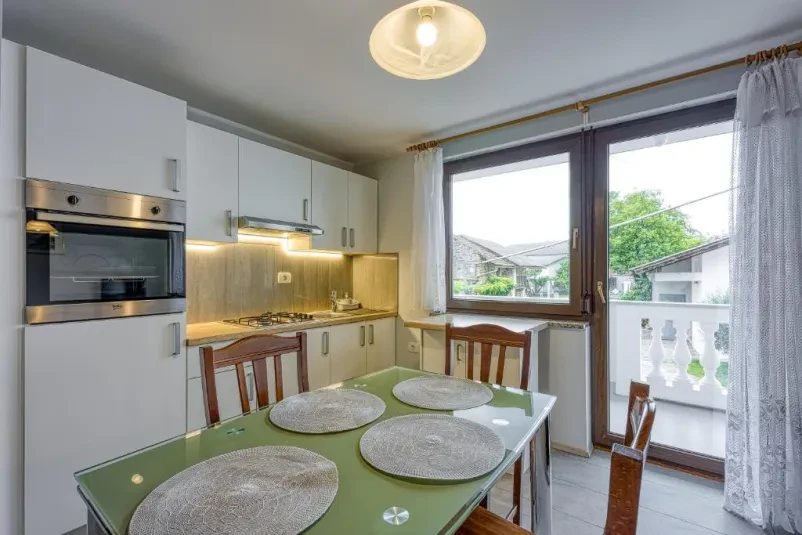 Accommodation for families and couples Sežana