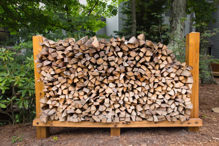 Prednosti kakovostnega lesa za kurjenje