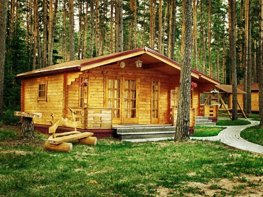 Postavitev lesene brunarice