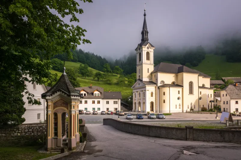 Oddih v Železnikih in raziskovanje Selške doline