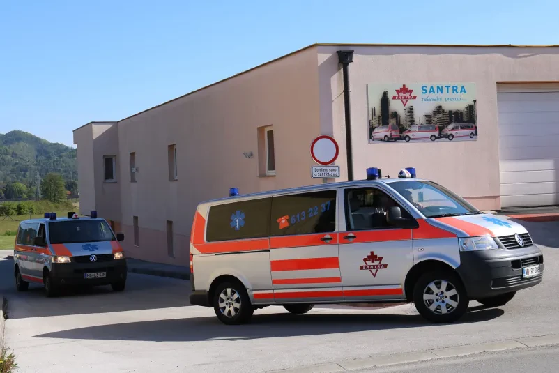 Prevoz z rešilcem na zdravljenje Štajerska