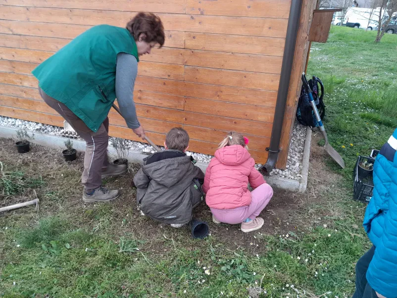 Osnovna šola in vrtec Dol pri Ljubljani