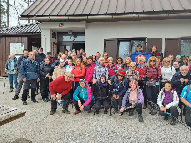 Lokacija za skupinska druženja Idrija
