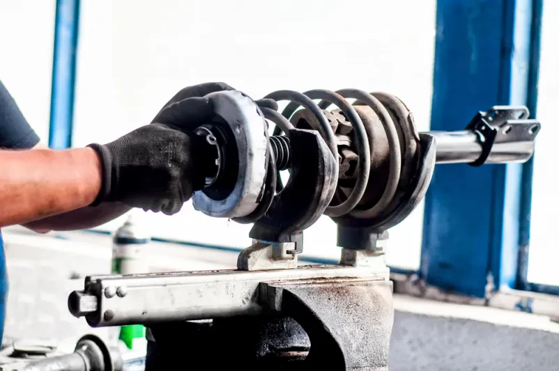 Hitri servis motornih koles Polhov Gradec