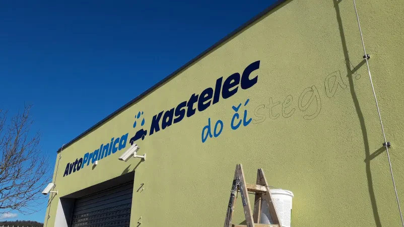 Slikopleskar za stanovanja, hiše in poslovne prostore