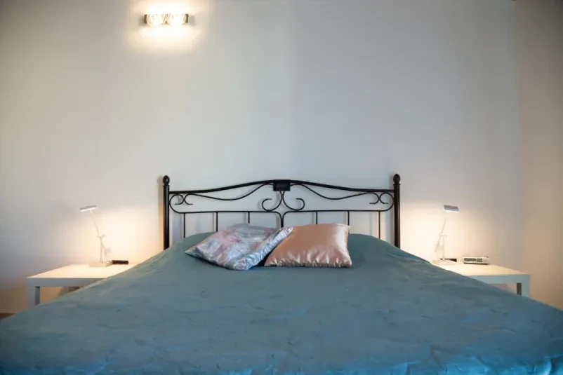 Rent a villa in Kras