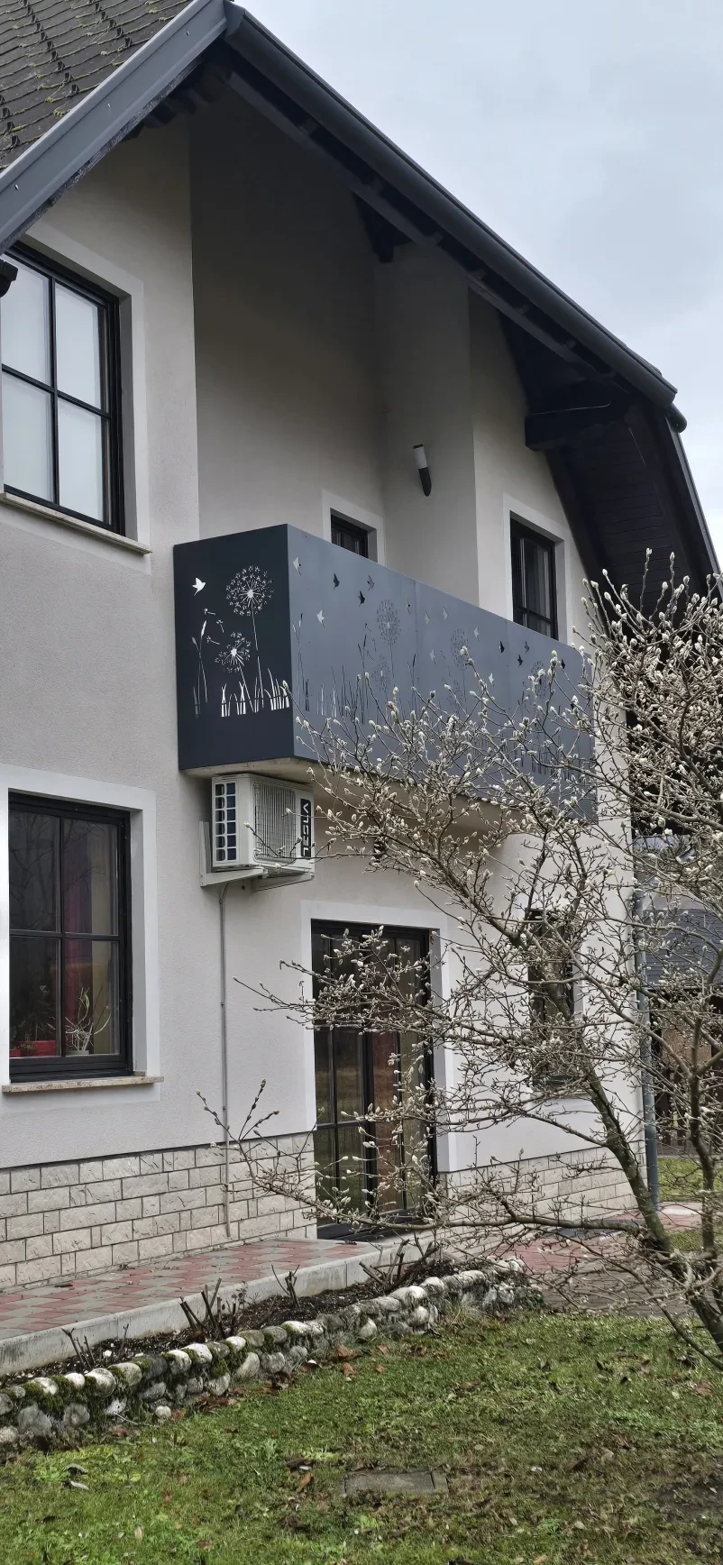 Ponujamo ugodno izdelavo in montažo inox ograj