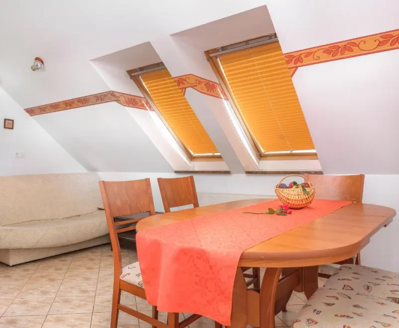 Družinski apartma Stari trg ob Kolpi