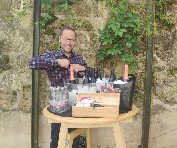 Meum Modra Frankinja rdeče vino Vrhunska bela in rdeča vina Slovenija
