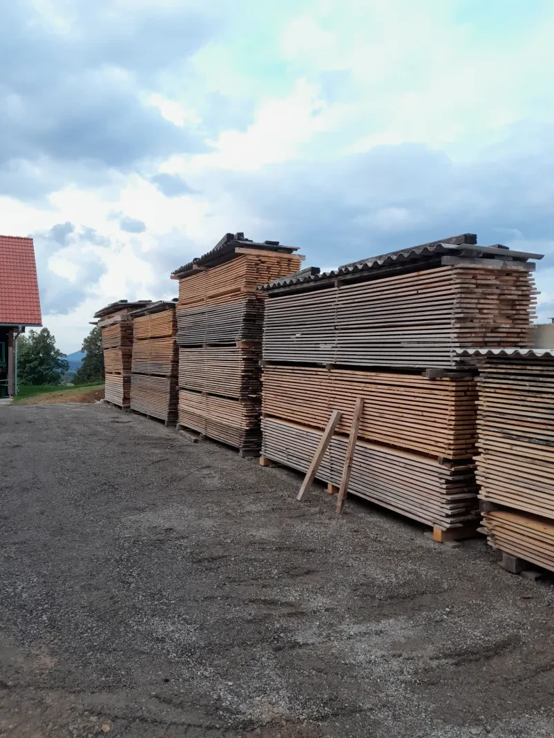 Razrez lesa in prodaja rezanega lesa Ortnek, Ribnica
