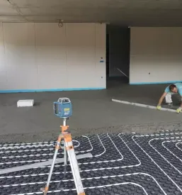 Betonski in industrijski tlaki
