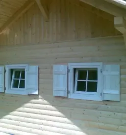 Izdelava lesenih brun, opažev