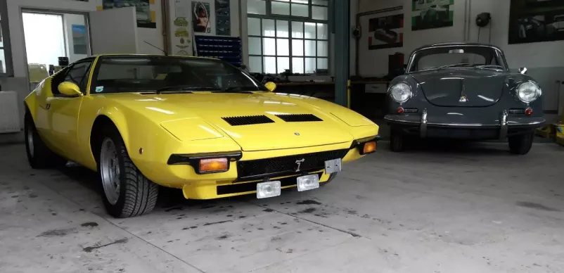 Car service for old school cars Europe
