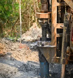 Prodaja geološkega pribora v Sloveniji