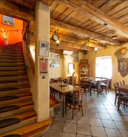Gostilna picerija in prenocisca pivka