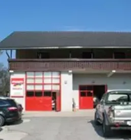 Avtoličarstvo na vodni bazi Kranj