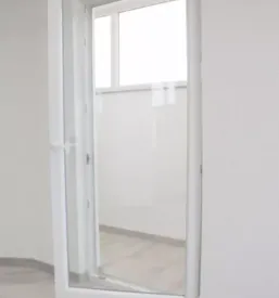 Montaza oken in vrat slovenske konjice