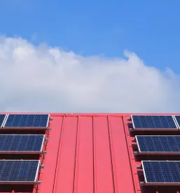 Montaža sončnih elektrarn v Sloveniji