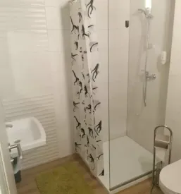 Pogostitve za zaključene skupine