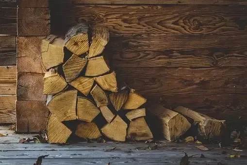 Ugodna prodaja lesa Laško