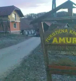 Prostor za zakljucene druzbe na turisticni kmetiji podravje