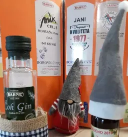 Malinova sadna žganja Slovenija