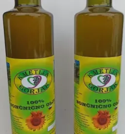 Hladno stiskano bučno in sončnično olje Koroška