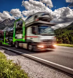 Naročilo za transport vozil iz Evrope