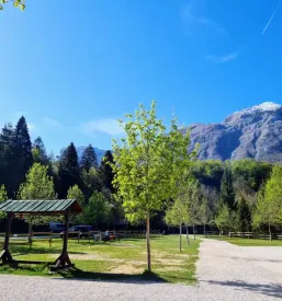 Ugoden camp bovec soca