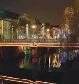 Ugodna vožnja z ladjico po Ljubljanici