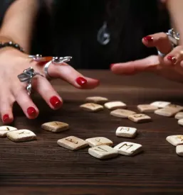 Tarot vedeževanje