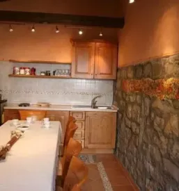 Turistična kmetija s prenočišči v Brdih
