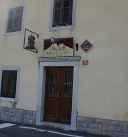 Primorske jedi v kraški gostilni