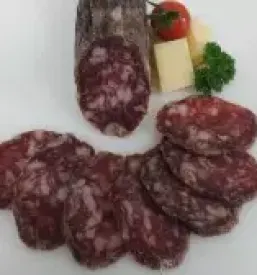 Domace goveje in svinjsko meso suhomesnati izdelki