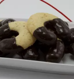 Kakovostni domači piškoti Domžale