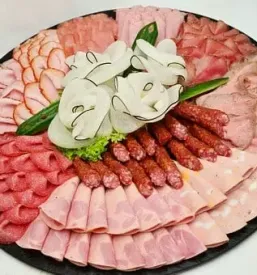 Tradicionalni suhomesnati izdelki Primorska