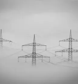 Izobrazevanje na podrocju gradnje in vzdrzevanje elektricnih napeljav