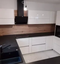 Kuhinje po meri savinjska