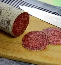 Tradicionalne suhe mesnine Goriška