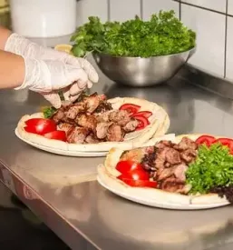 Najboljsi hamburgerji kebab stari trg pri lozu