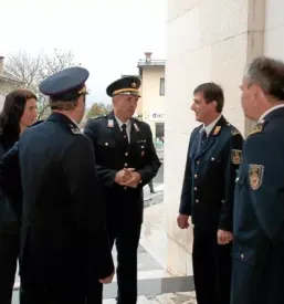 Pomoc pri naravnih katastrofah crnomelj