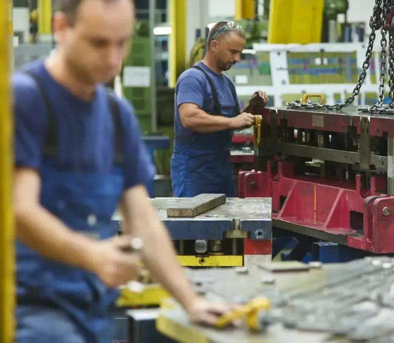 Proizvodnja štancanih izdelkov za avtomobilsko industrijo NEM, AT