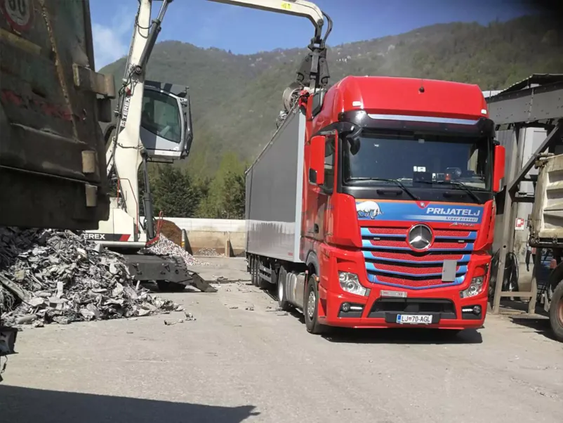 Guter Transport von Massengütern, Slowenien und Europa