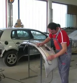 Poceni avtoličar Kranj