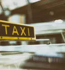 Taxi prevoz po tujini