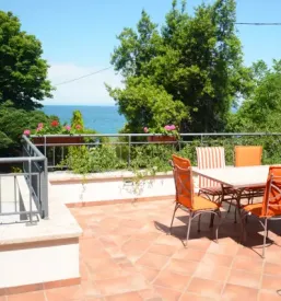 Ugodni apartmaji na obali izola