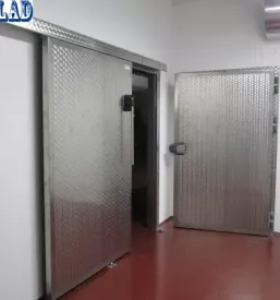 Vzdržljiva hladilna vrata v Sloveniji