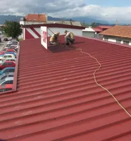 Trapezna strešna kritina